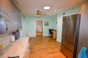 Kitchen/Diner- click for photo gallery